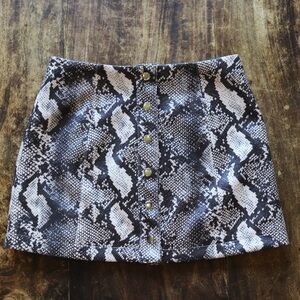 Urban Outfitters snakeskin mini skirt size S